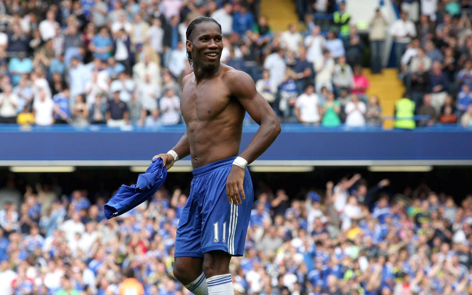 德约轻松过关,连续晋级十强,德约能否成为史上最佳